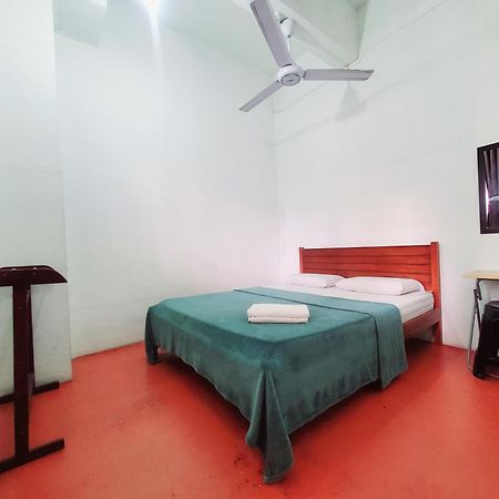 The Jesselton Cabin Sdn Bhd Kota Kinabalu Zewnętrze zdjęcie