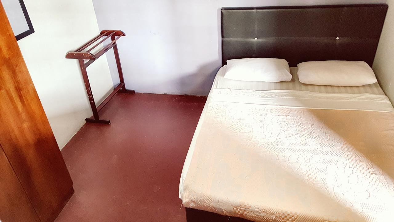 The Jesselton Cabin Sdn Bhd Kota Kinabalu Zewnętrze zdjęcie